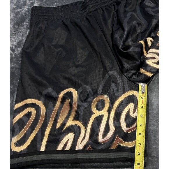 2XL MENS MITCHELL & NESS NBA BIG FACE 4.0 FASHION SHORTS BULLS - Picture 6 of 9